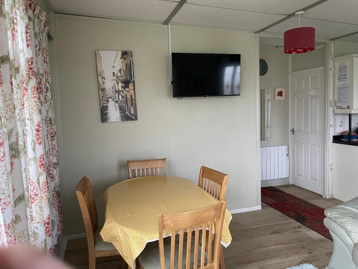 Pine Tree Villa Roch Екстериор снимка